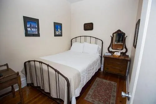 Old Chicago Inn-1